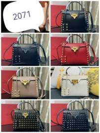 Picture of Valentino Handbags _SKUfw125268158fw